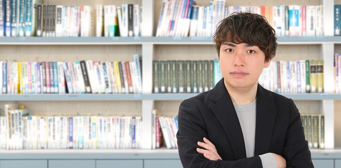 新町 佳史